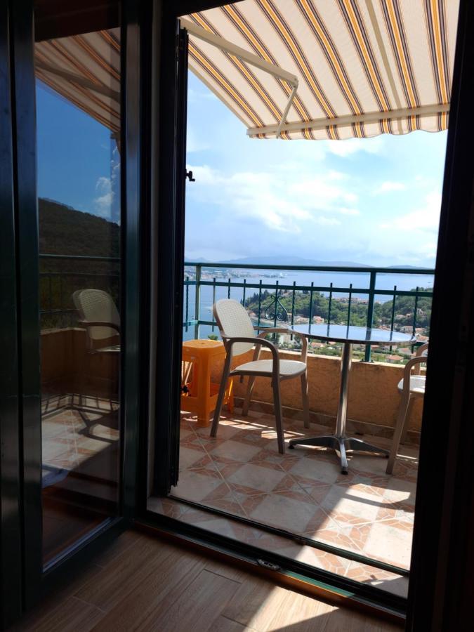Holiday Home Sunny Hill Kamenari Buitenkant foto
