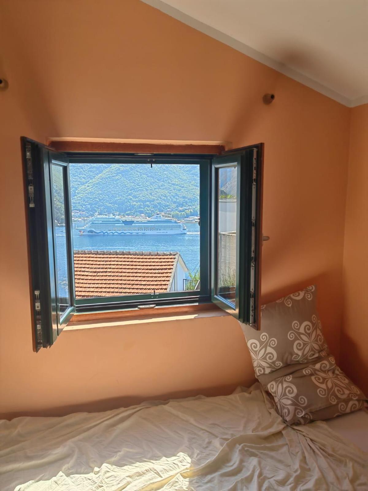 Holiday Home Sunny Hill Kamenari Buitenkant foto