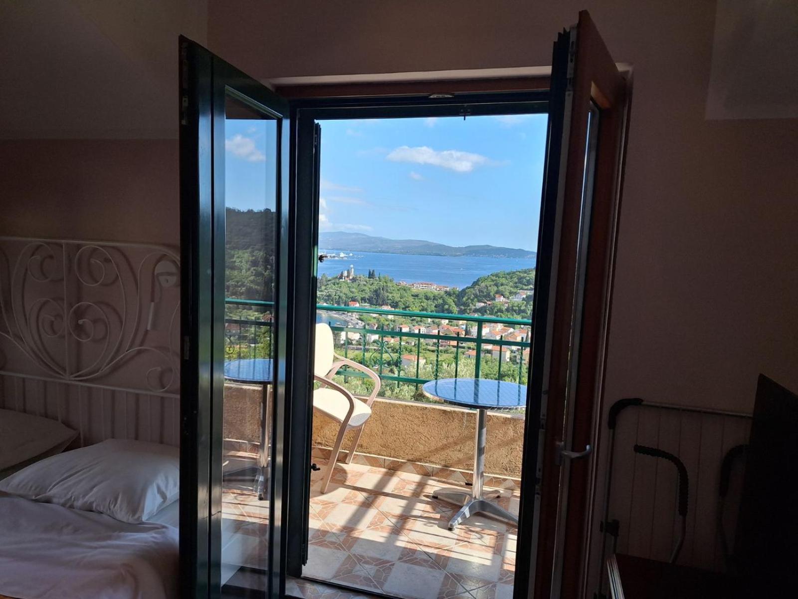 Holiday Home Sunny Hill Kamenari Buitenkant foto