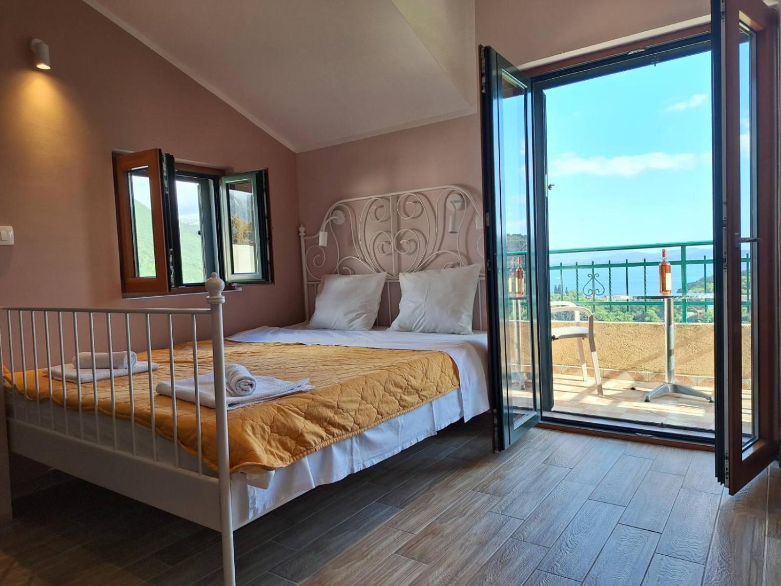 Holiday Home Sunny Hill Kamenari Buitenkant foto