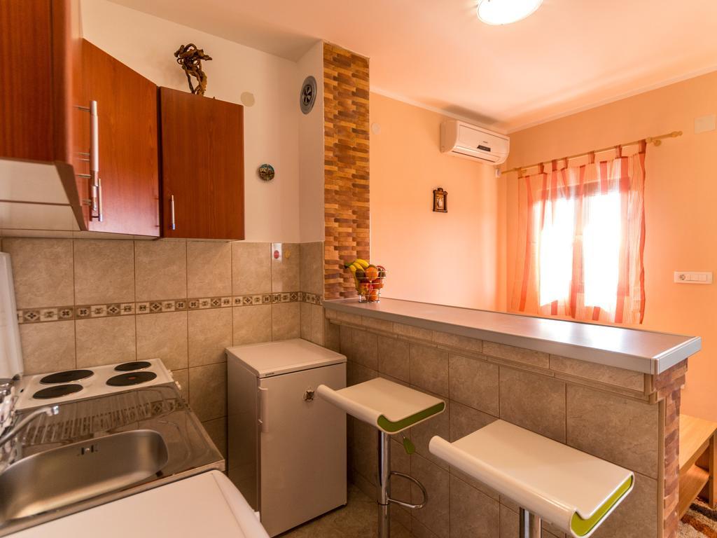 Holiday Home Sunny Hill Kamenari Kamer foto