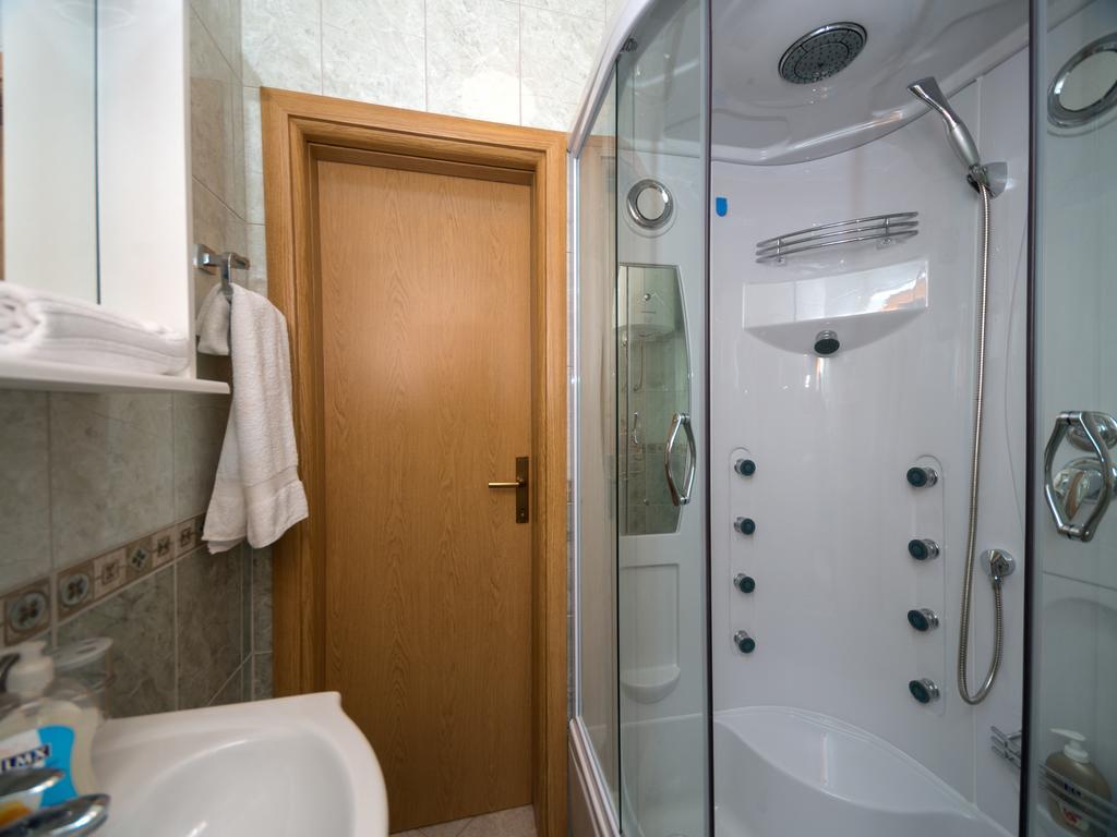 Holiday Home Sunny Hill Kamenari Kamer foto